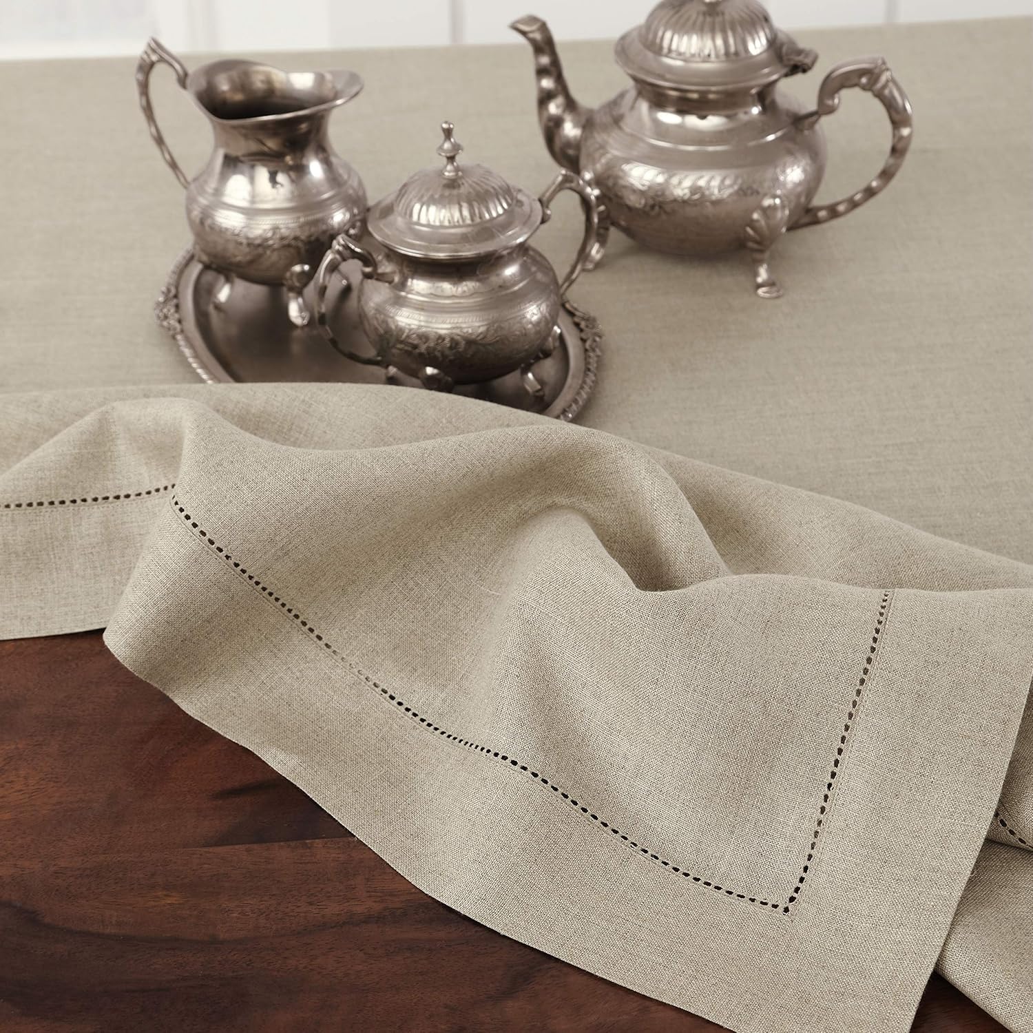 Premium Linen Tablecloth